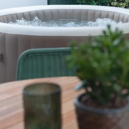 Velvet - Luxury Apartment